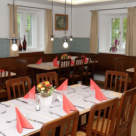 Aiterbach Am Chiemsee 酒店 *