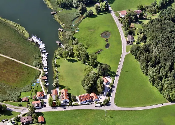 Aiterbach Am Chiemsee Hotell *